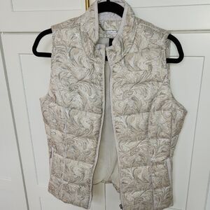 White House Black Market Puffer Vest